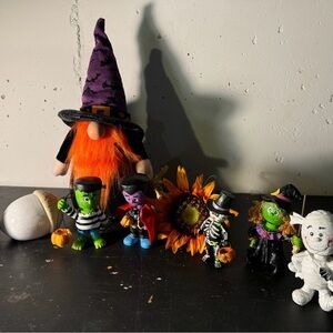 Halloween Light-Up Gnome and Figurine Set - Purple, Orange, Green